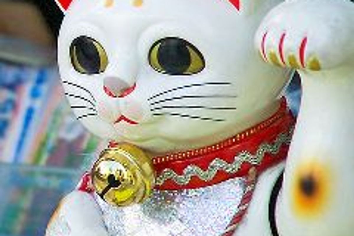 Maneki Neko - Beckoning, Lucky Cat