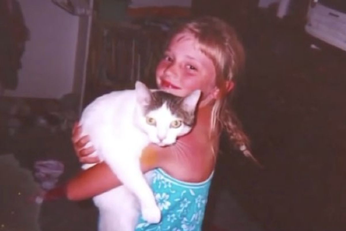 After 14 Years, Cat Found His Humans Again in a Happy Reunion!