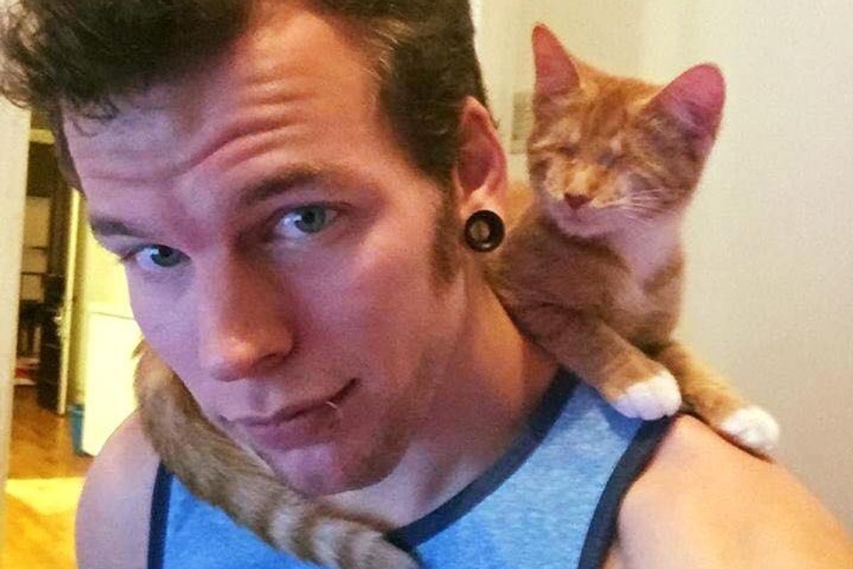 Cat Born Blind Uses Her 'Supurrpower' to 'See' and Fetch Like a Champ